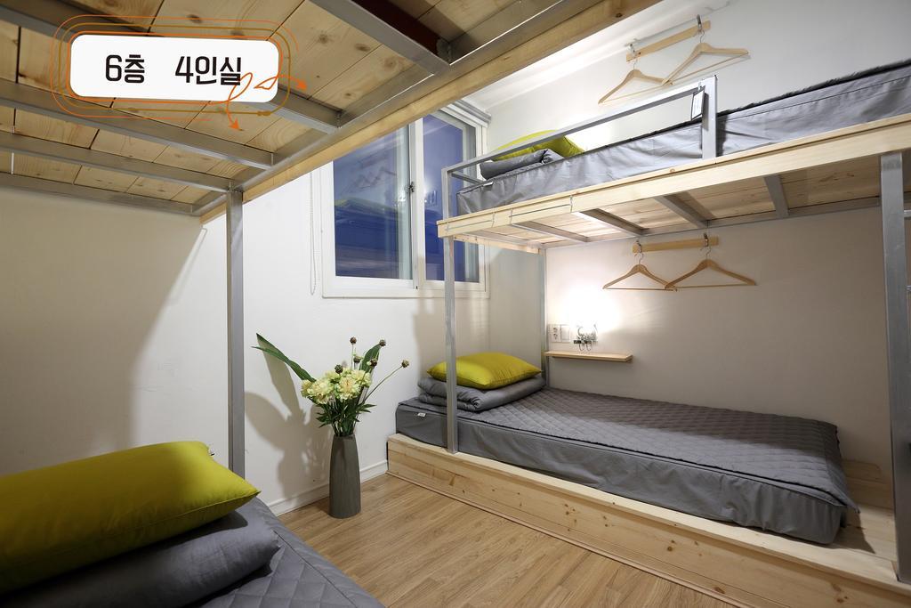 First Guesthouse Busan Eksteriør billede